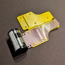 Load image into Gallery viewer, 35mm-leader-cutting-guide